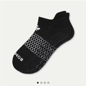 Bombas Ankle Gripper Grippy Socks - Size Medium 8-10.5 Black/White